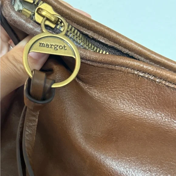 Margot Crossbody Leather Bag - Picture 5 of 12